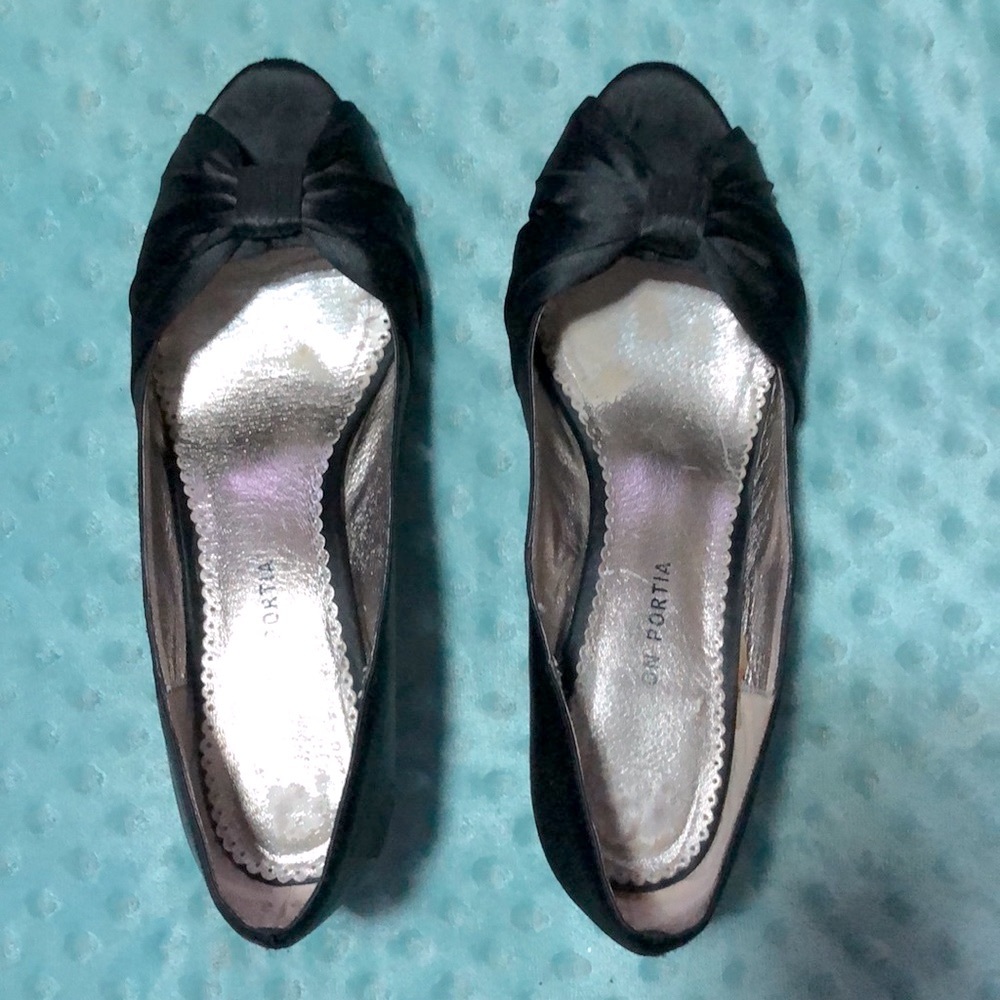 Satin dress pumps (10m)